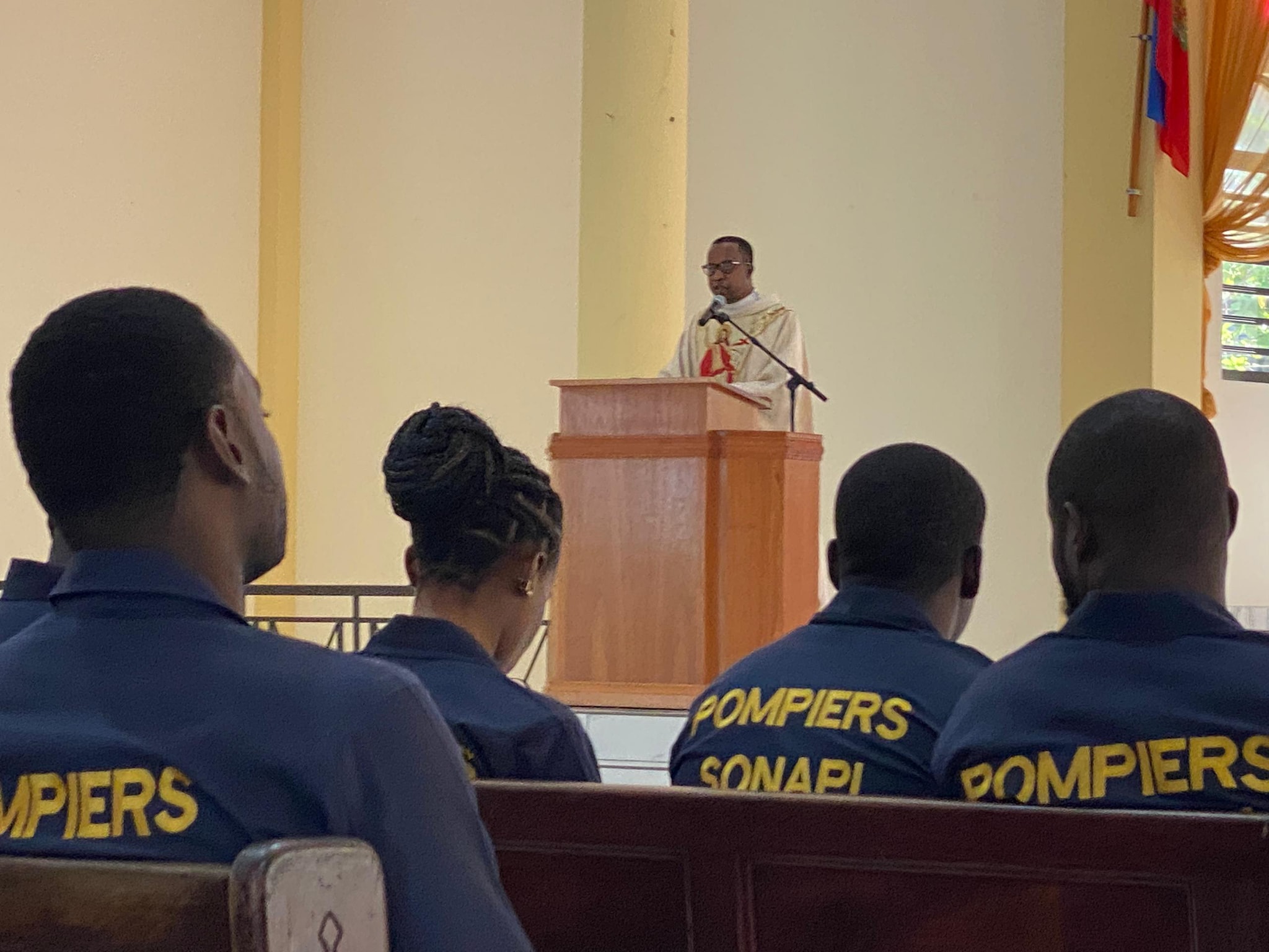 La Direction Générale de la SONAPI honore ses Sapeurs-Pompiers